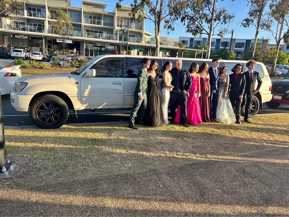 Limo transfer photo 1