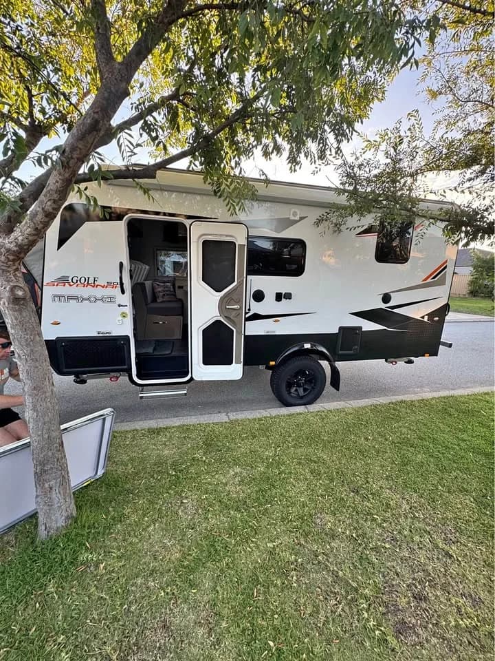 Caravan Hire photo 1