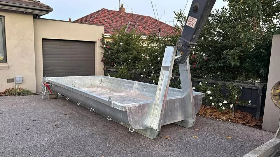 Bin hire Melbourne photo 1