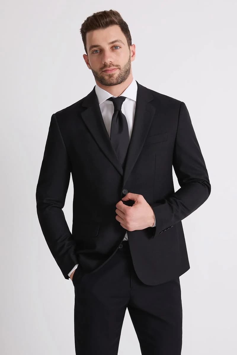 Black Suit photo 1