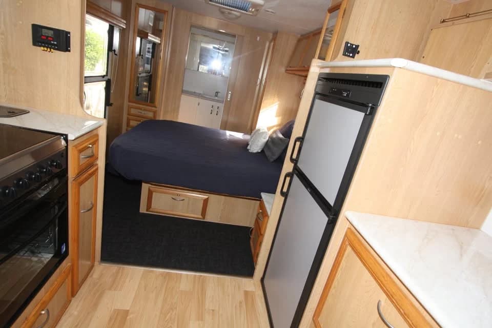 Caravans for Hire $250pw, 3 month min photo 1